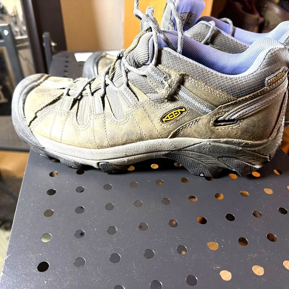 KEEN Targhee II Low Waterproof Leather Hiking Shoes Women’s Size 9.5
